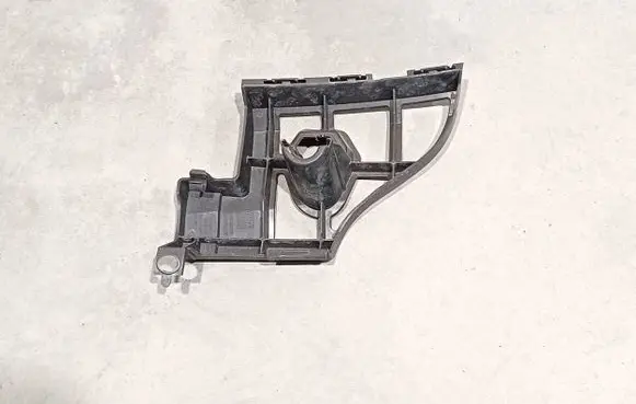 Skoda Yeti (5L) Front bumper mounting bracket 5L0807056B