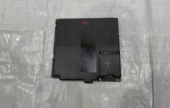 Land Rover Discovery Sport Battery box tray cover/lid K8D214A076CA