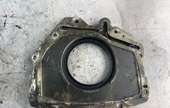 Jeep Grand Cherokee (WK) Timing chain cover 7255379 810439290