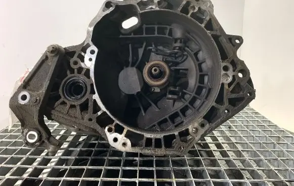 Opel Corsa D Manual 5 speed gearbox F17C374