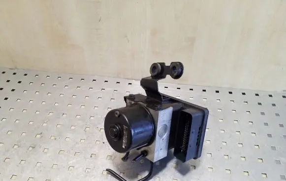 Volkswagen Golf IV ABS Pump 1C0907379L 1J0614117G 10020600774