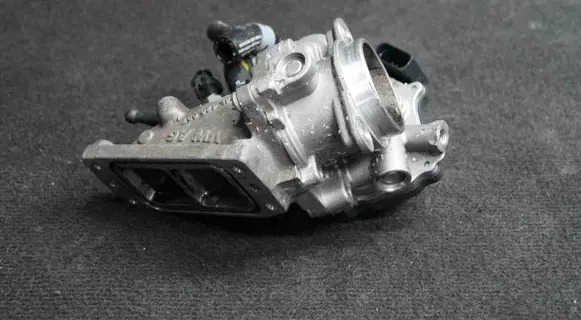 Audi Q5 SQ5 Throttle valve 04L128063P
