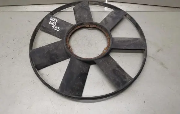 BMW 5 E39 Fan impeller 2243303 6600100000