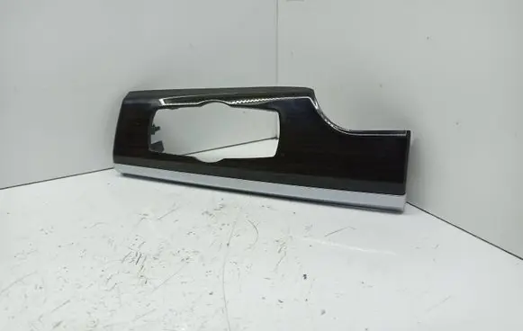 BMW 7 F01 F02 F03 F04 Panel trim 919235108 9192351