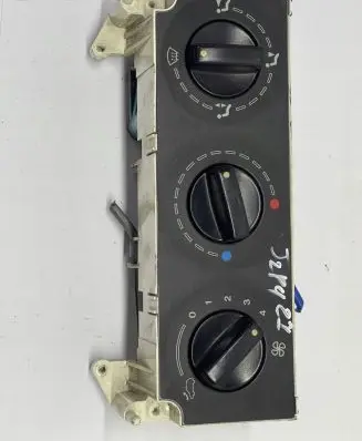 Citroen Berlingo Tailgate/trunk/boot open switch 654985L