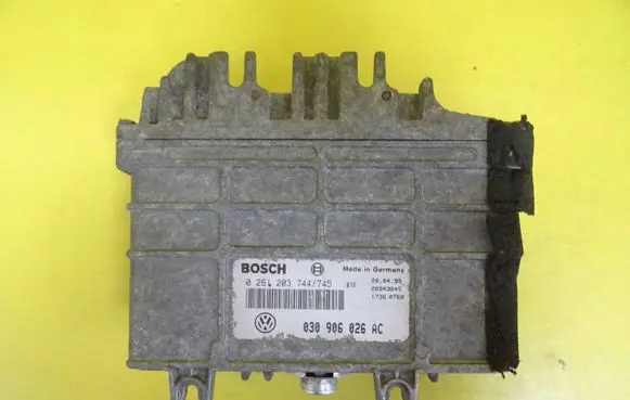 Volkswagen Polo III 6N 6N2 6NF Engine control unit/module 030906026AC