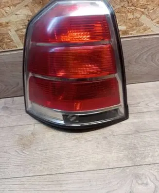 Opel Zafira B Rear/tail lights 084421948L