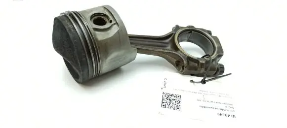 Mercedes-Benz S W116 Piston with connecting rod 11004