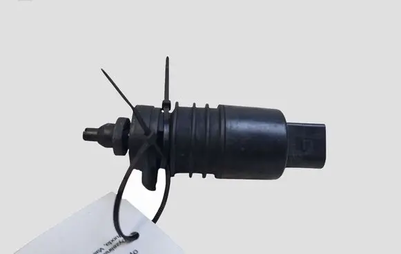 Opel Insignia A Windscreen/windshield washer pump 13250357