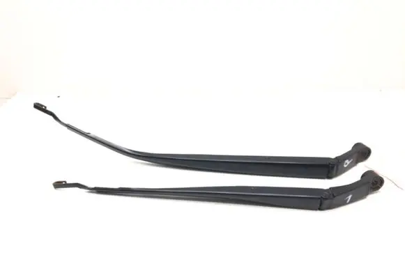 Toyota Corolla E160 E170 Front wiper blade arm