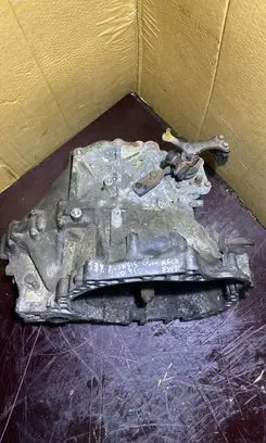 Toyota Avensis T250 Manual 5 speed gearbox P0900