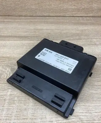 Audi A4 S4 B8 8K Voltage converter/converter module 8K0959663