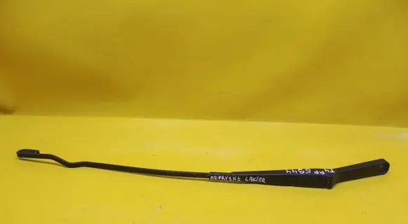Volkswagen Transporter - Caravelle T4 Front wiper blade arm 701955410A
