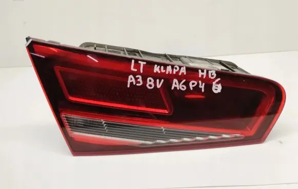 Audi A3 S3 8V Tailgate rear/tail lights 8V3945075