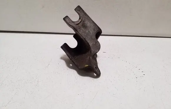 Chevrolet Captiva Gear shift cable bracket 55588983