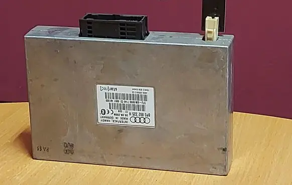 Audi A4 S4 B7 8E 8H Bluetooth control unit module 8P0862335H