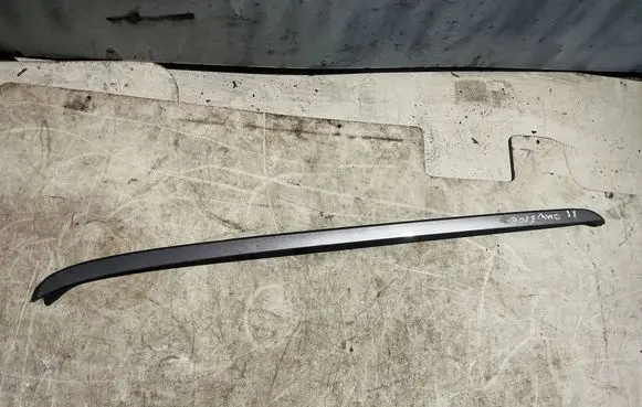 BMW X5 E70 Windshield trim