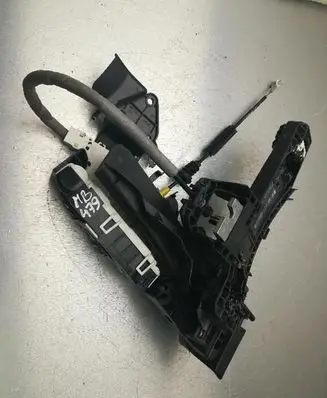 Loading door lock