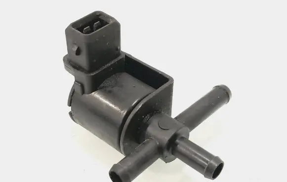 Audi A6 S6 C5 4B Turbo solenoid valve 058906283c