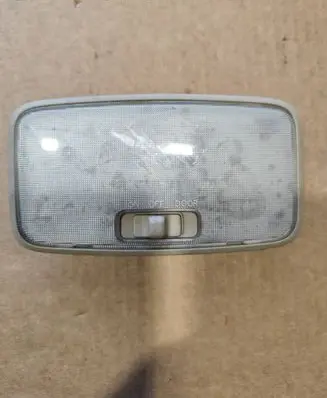 Toyota Land Cruiser (J120) Boot/trunk interior light C1L0
