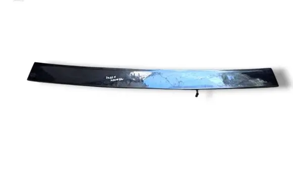 Tailgate/trunk spoiler