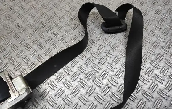 Mercedes-Benz B W245 Front seatbelt 602877300 008L000 20017