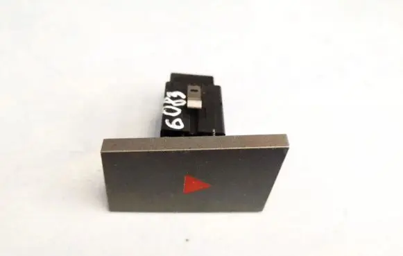 Opel Vectra C Hazard light switch 13138255 13549909
