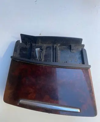Ashtray (front)