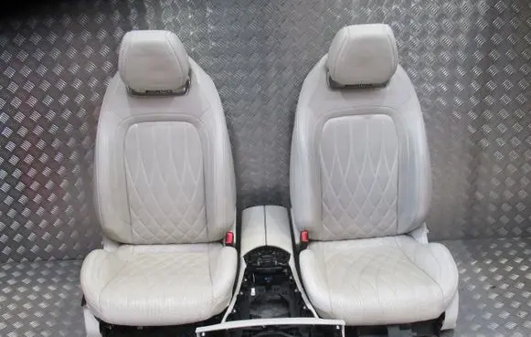 Mercedes-Benz AMG GT 4 x290 w290 Front driver seat 