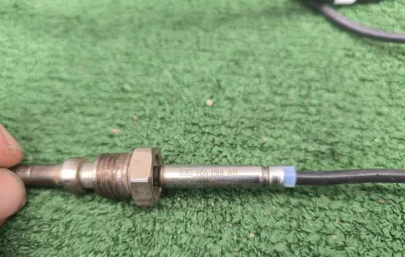 Volkswagen Transporter - Caravelle T5 Exhaust gas temperature sensor 03G906088AR