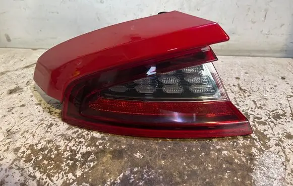 KIA Stinger Rear/tail lights 92401J5 ATP23ST