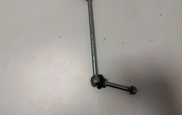 BMW XM Front anti-roll bar/stabilizer link 6881808