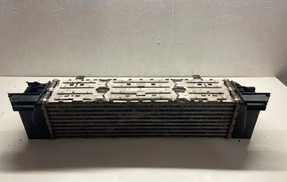 BMW 1 F20 F21 Intercooler radiator 7600532