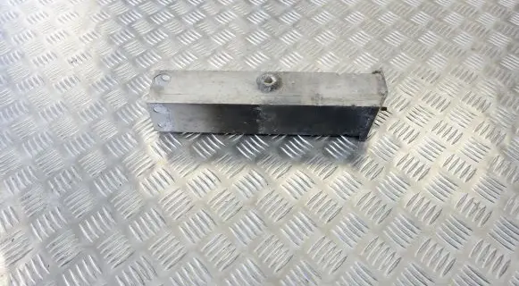 Lexus LS 460 - 600H Front bumper shock/impact absorber 5110750021