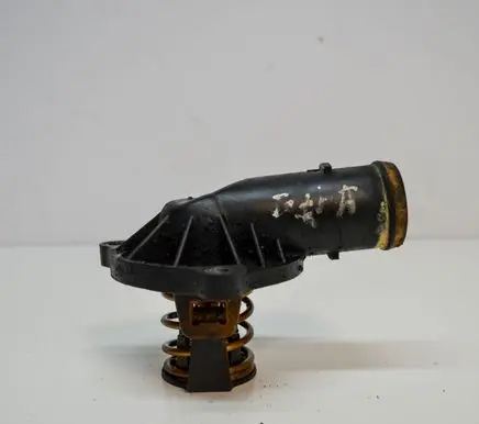 Audi A6 S6 C6 4F Thermostat 059121111L