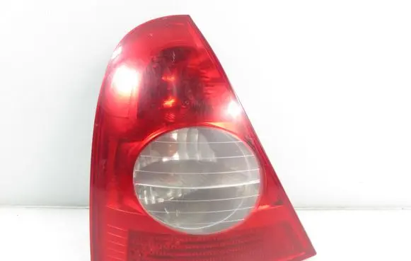 Renault Clio II Rear/tail lights 8200071413