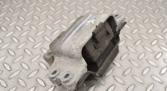 Audi TT TTS RS Mk3 8S Engine mount bracket 1K0199555AP