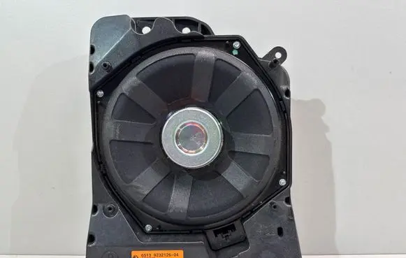 BMW 1 F20 F21 Subwoofer speaker 9232126