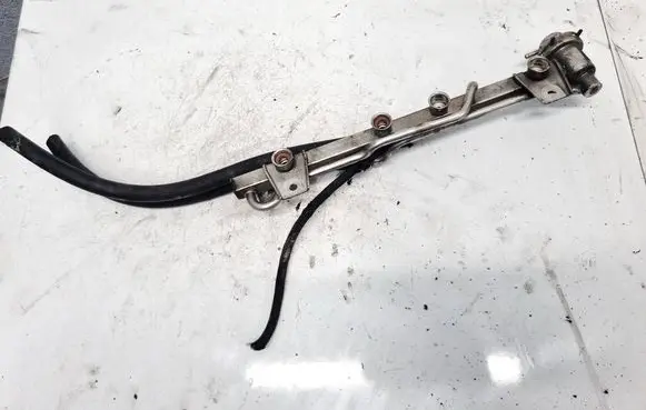 Audi A4 S4 B5 8D Fuel main line pipe 050133681A