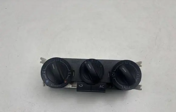 Volkswagen Polo Climate control unit 6Q0820045E