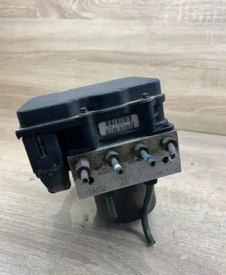 Toyota Avensis T270 ABS Pump 0265951567 0265251490