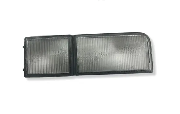 Volkswagen Golf III Front reflector 084411613LF 0197294