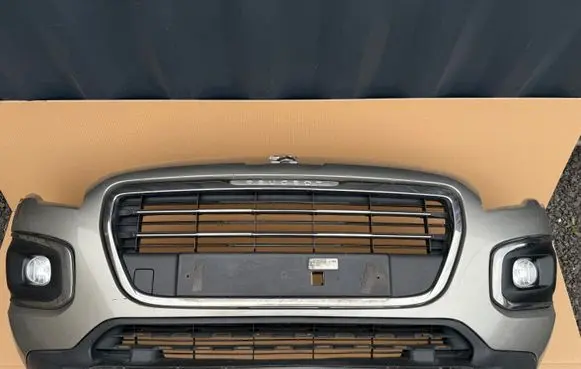 Peugeot 3008 I Front bumper C06510-091ISM001