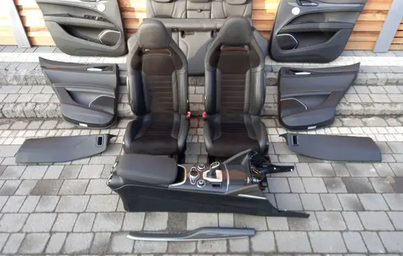 Alfa Romeo Stelvio Seat set 