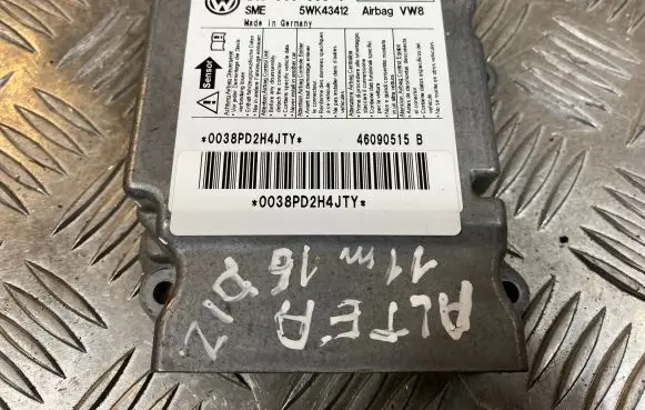 Seat Altea XL Airbag control unit/module 1K0909605T 5WK43412 05H020S2300