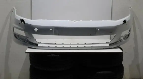 Volkswagen Golf VII Front bumper 5G0807221