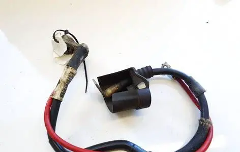 Volkswagen PASSAT B6 Positive cable (battery) 1K0971228L