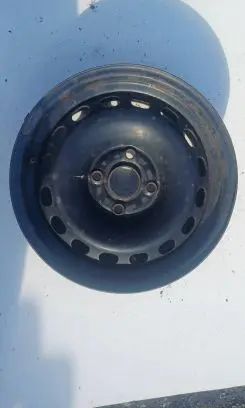 Audi 80 90 S2 B4 R15 steel rim 8a0601025