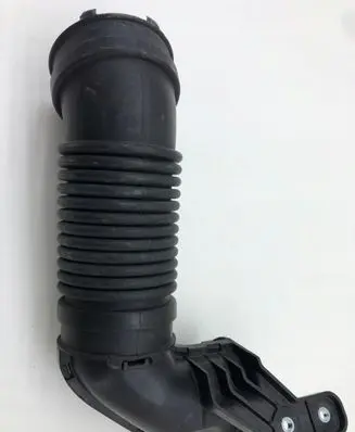Suzuki Swift III Air intake duct part 586509