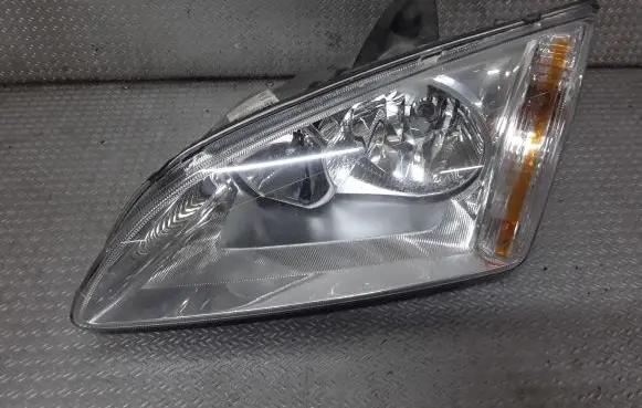Ford Focus Headlight/headlamp 4M5113W030AF